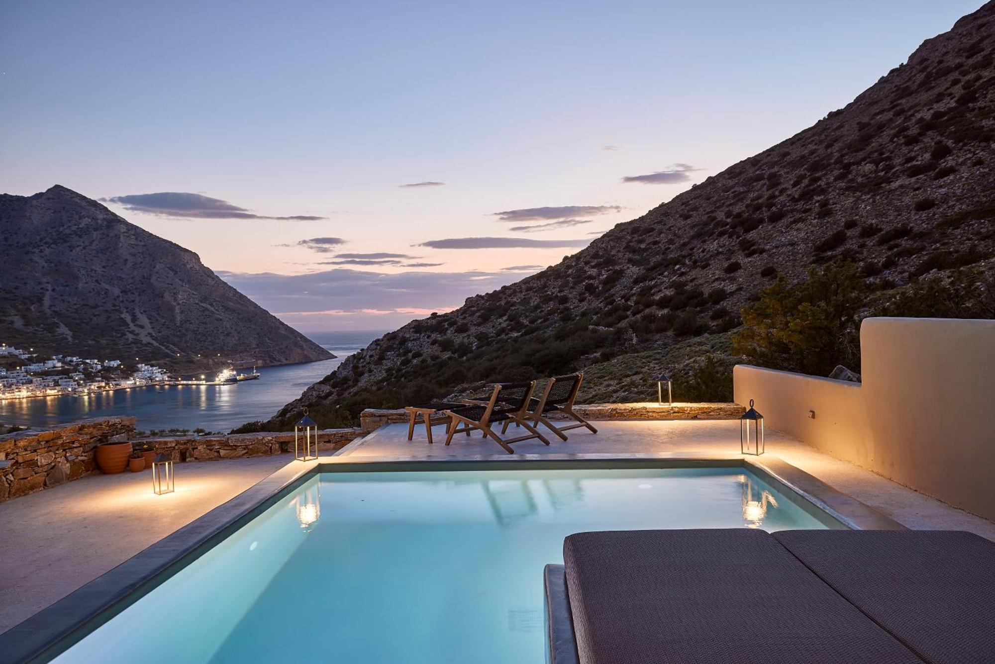 Apsila Pool Suites カマライ 部屋 写真