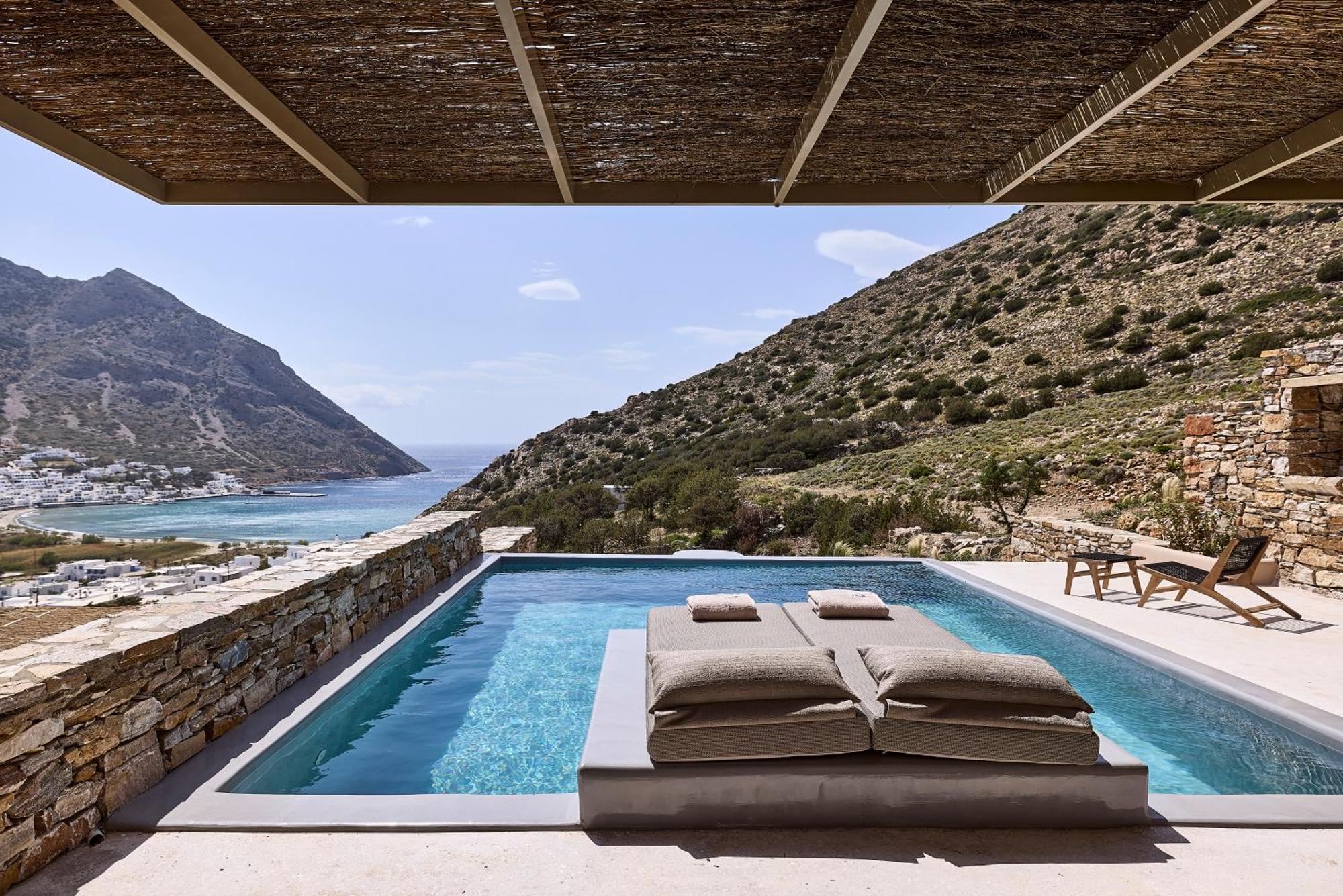 Apsila Pool Suites カマライ 部屋 写真